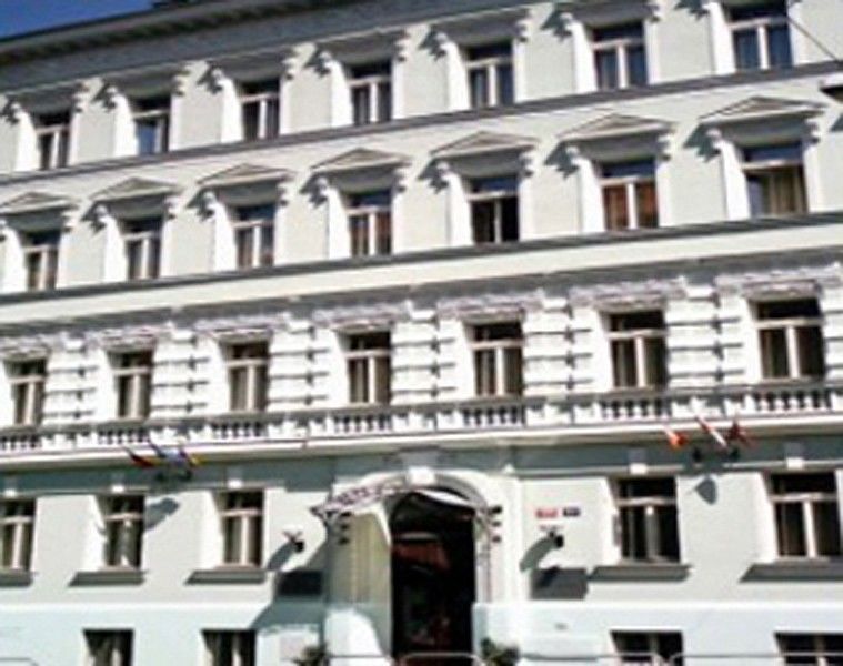 Raffaello Прага